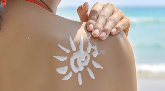 Is Diethylamino Hydroxybenzoyl Hexyl Benzoate Safe For Skin? Is Diethylamino Hydroxybenzoyl Hexyl Benzoate Safe For Skin?